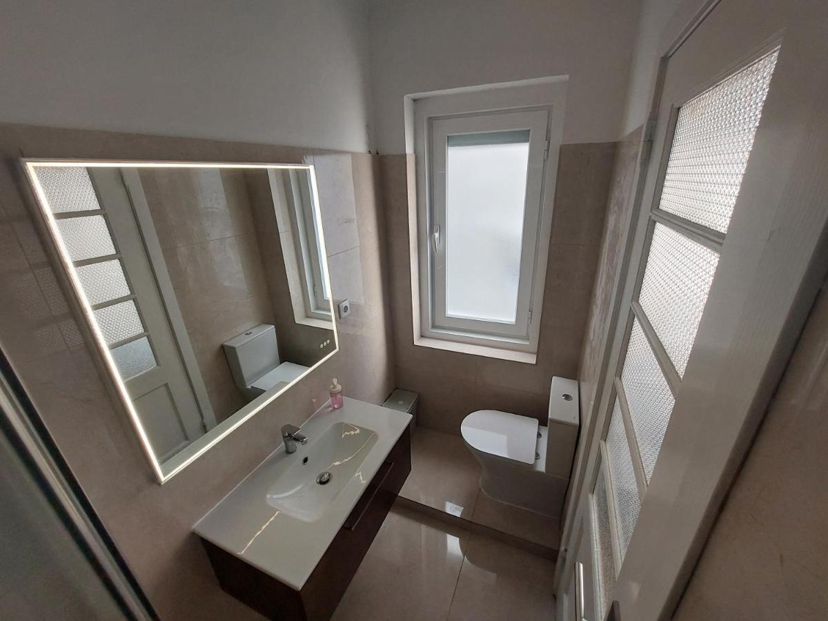 Hotel Cabralus Lisbona Esterno foto