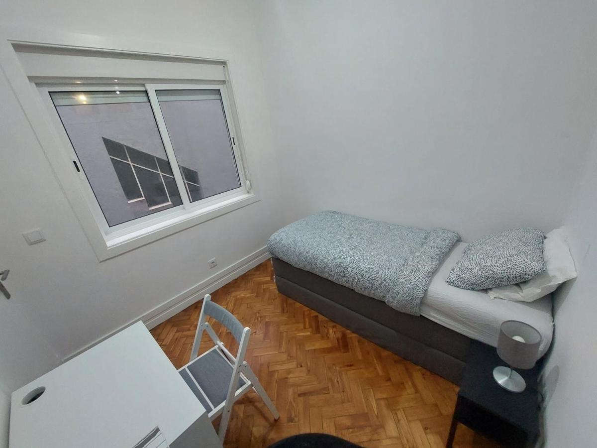 Hotel Cabralus Lisbona Esterno foto
