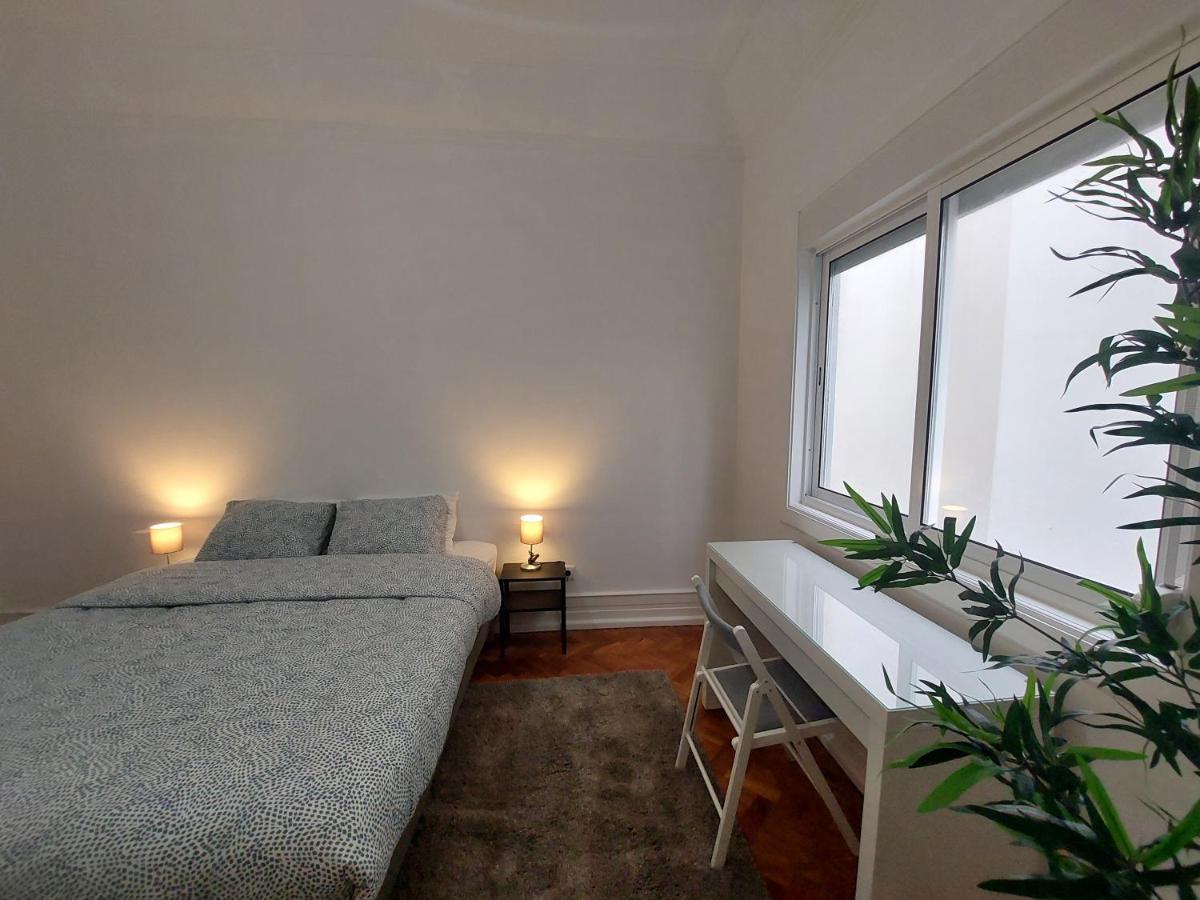 Hotel Cabralus Lisbona Esterno foto